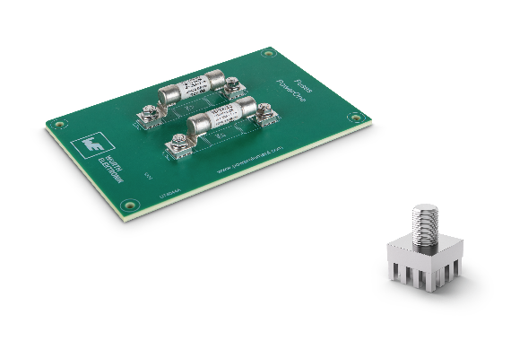 Application Powerelements (bolt) with 30A fuses Connection of 30A fuses with a (LF) PowerOne Bolt M4 (K94787)